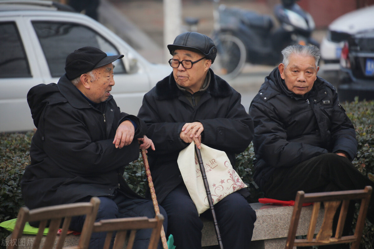 多大年龄才算老年人?知道标准答案后,你可能会乐开花